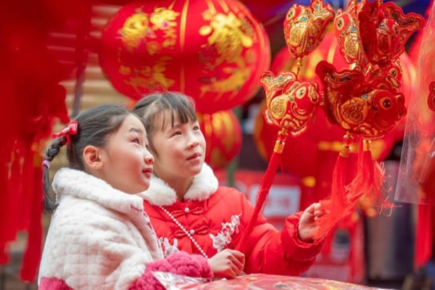 Kenapa Imlek Selalu Identik dengan Warna Merah dan Emas? Ternyata Ini Alasannya