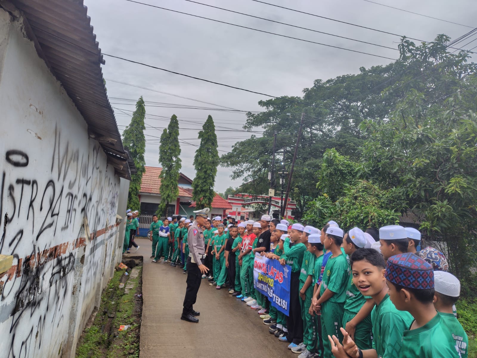 Operasi Keselamatan Lodaya 2026: Polsek Terisi Edukasi Santri Ponpes Miftahul Ulum Tertib Berlalu Lintas