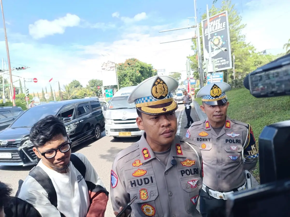 Polrestabes Bandung Berperan Aktif Tangani Lonjakan Kendaraan Saat Long Weekend, Siagakan Personel dan Strategi Terpadu
