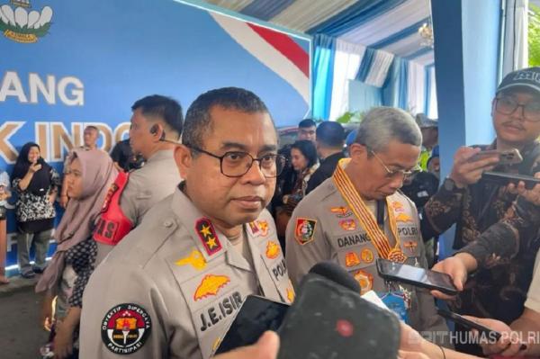 TNI-Polri Jamin Keamanan Warga usai Penembakan KKB di Bandara Koroway Batu 