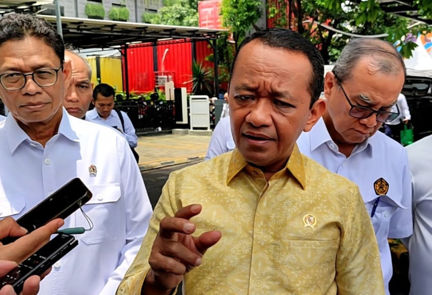 Harga Minyak Tembus USD100 per Barel, Bahlil Jamin Pertalite Tak Naik sampai Lebaran