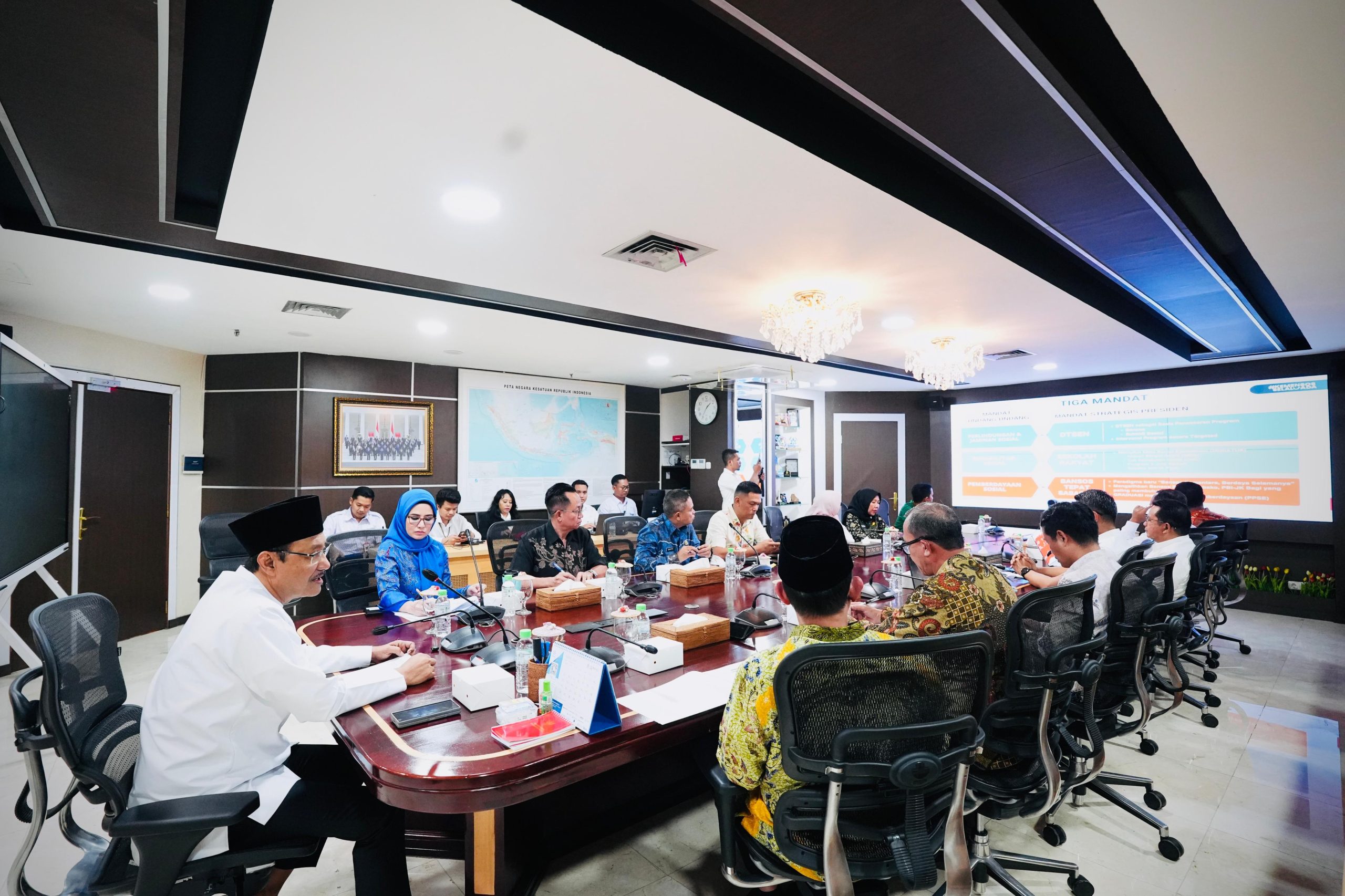 Gus Ipul Ingatkan Pemda Sekolah Rakyat tak Buka Pendaftaran Siswa